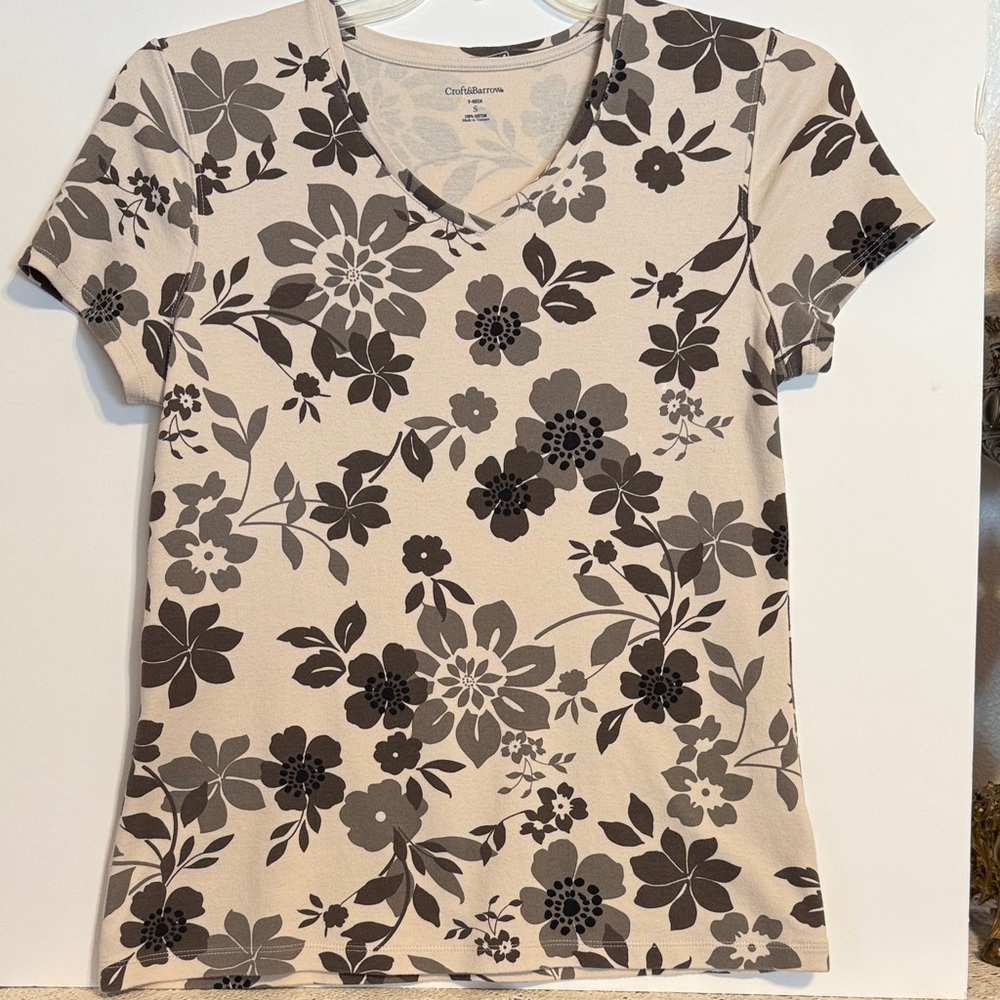 Tan and Brown Floral V-Neck Tee